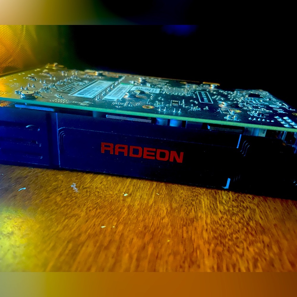 Amd radeon rx5500 4gb GDDR6